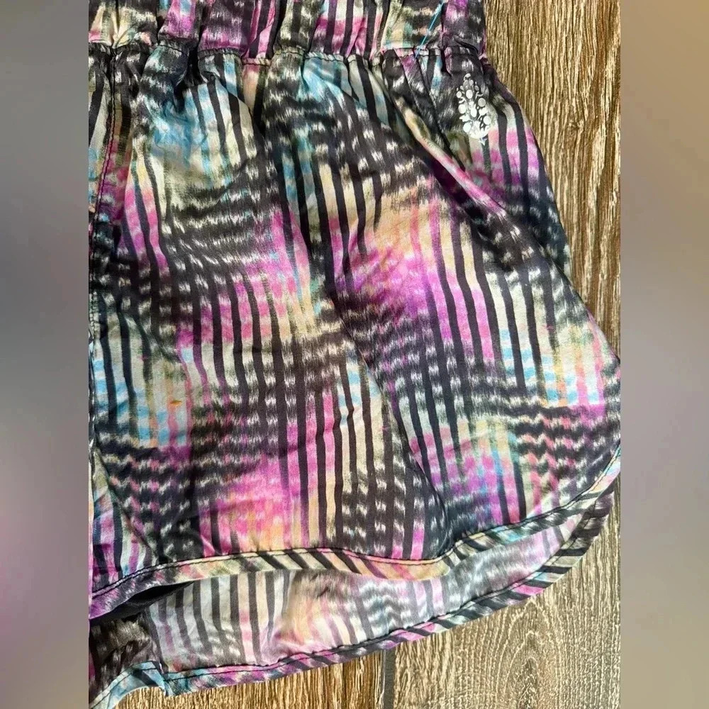 Free People- The Way Home Shorts- Euphoria print Size M - Picture 3 of 3